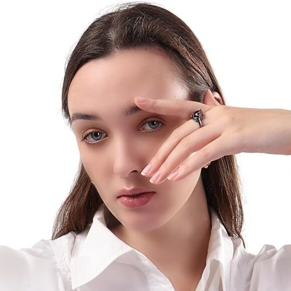 Heart Cubic Zirconia Promise Ring for Women - Purple Zirconia with Black Ring - Picture 3 of 5